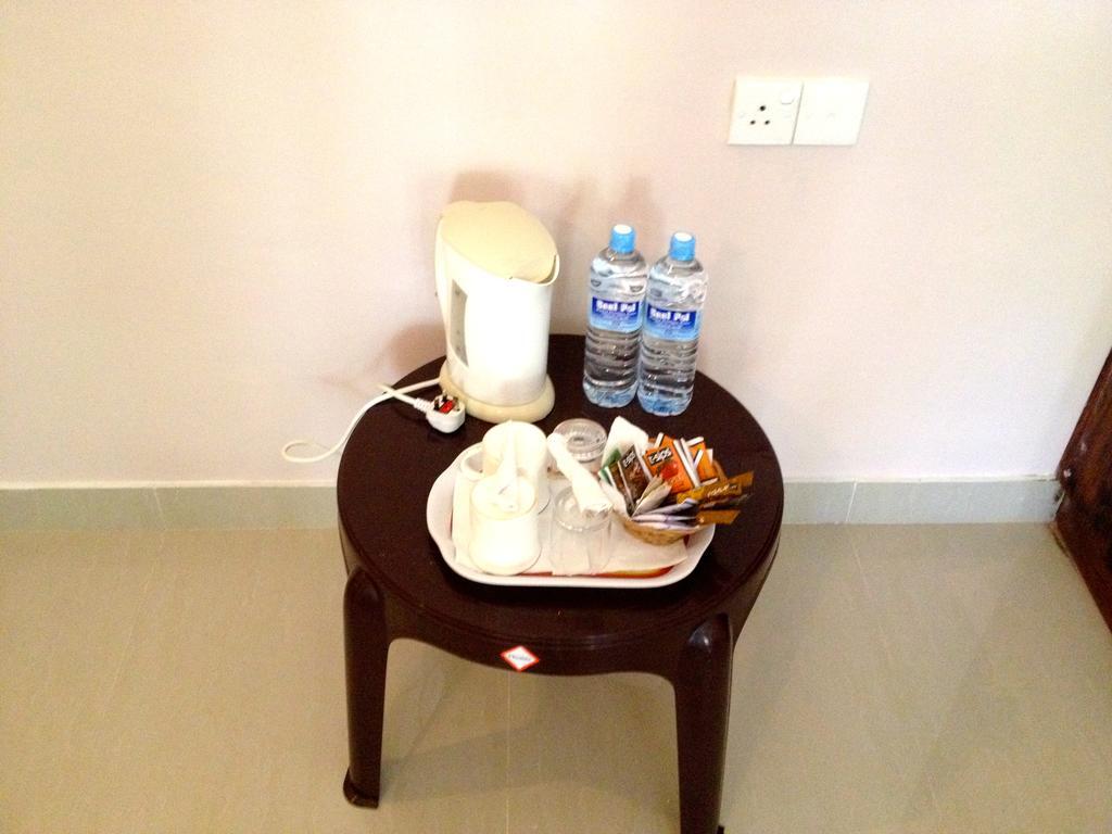 Hotel Fire Dragon Hideaway Negombo Pokój zdjęcie