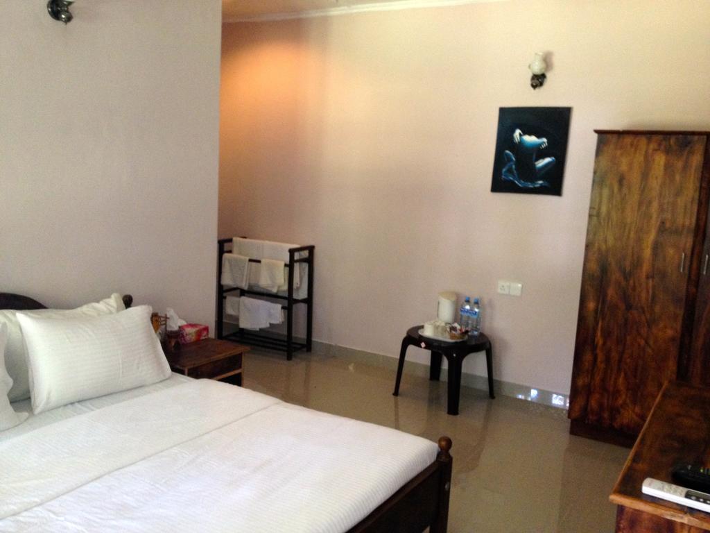 Hotel Fire Dragon Hideaway Negombo Pokój zdjęcie
