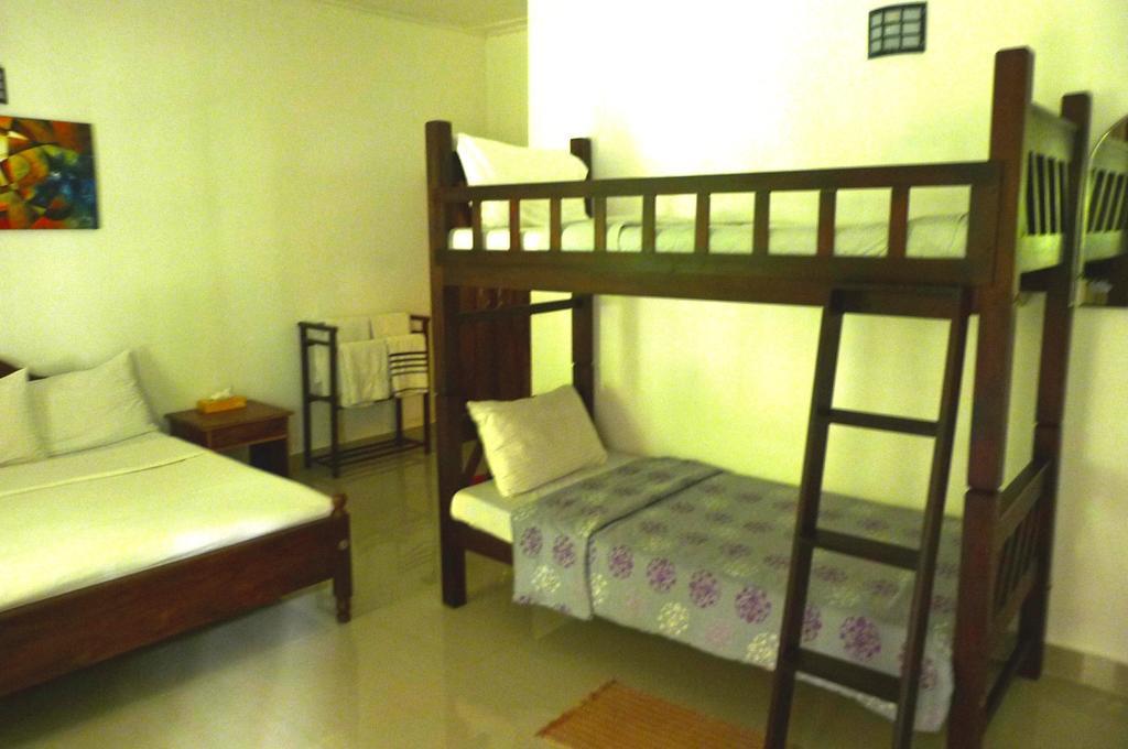 Hotel Fire Dragon Hideaway Negombo Zewnętrze zdjęcie
