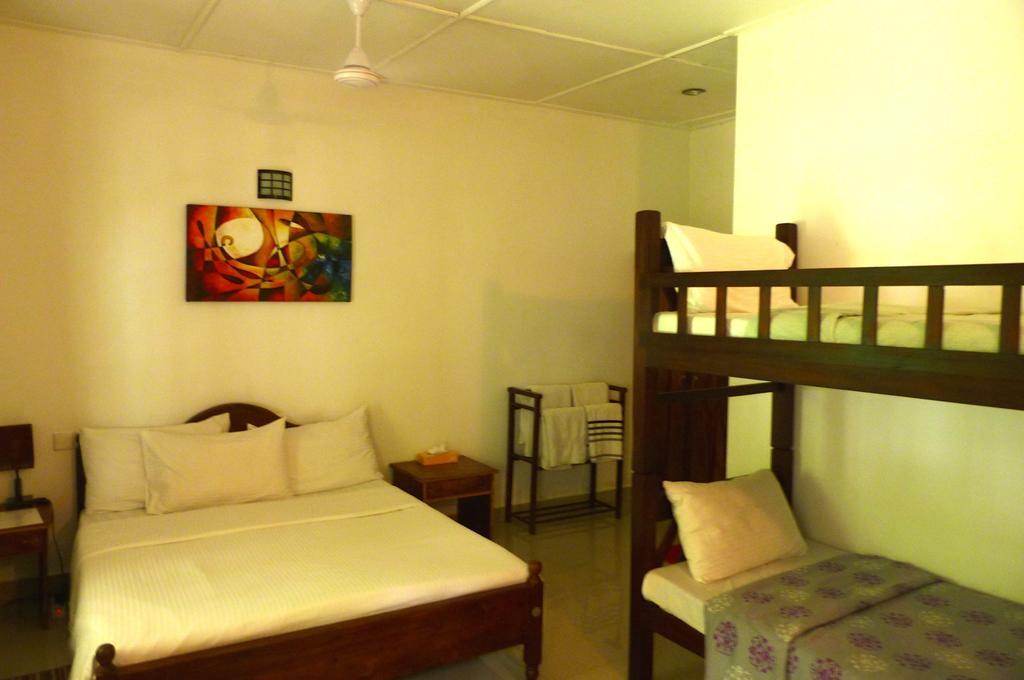 Hotel Fire Dragon Hideaway Negombo Zewnętrze zdjęcie