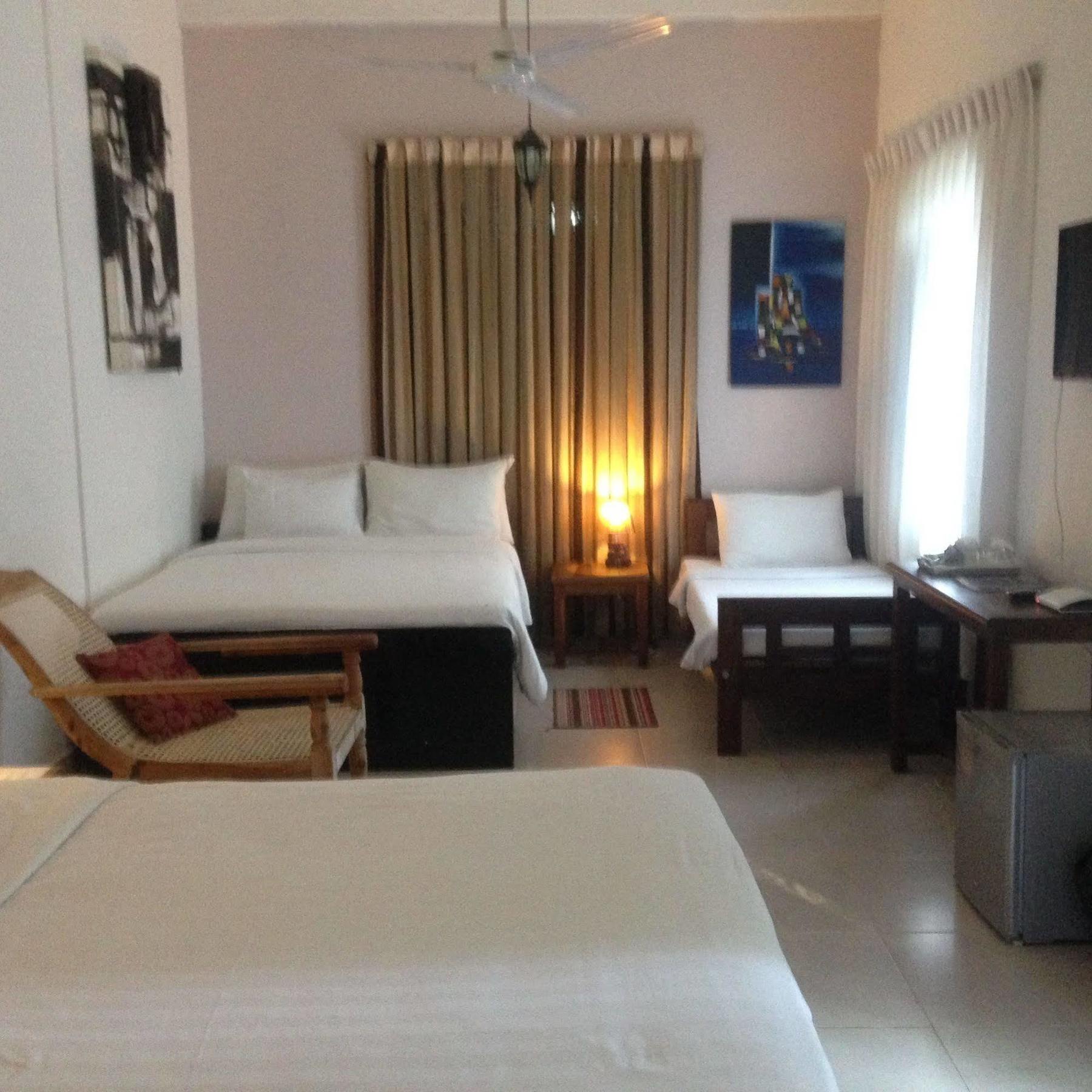 Hotel Fire Dragon Hideaway Negombo Zewnętrze zdjęcie